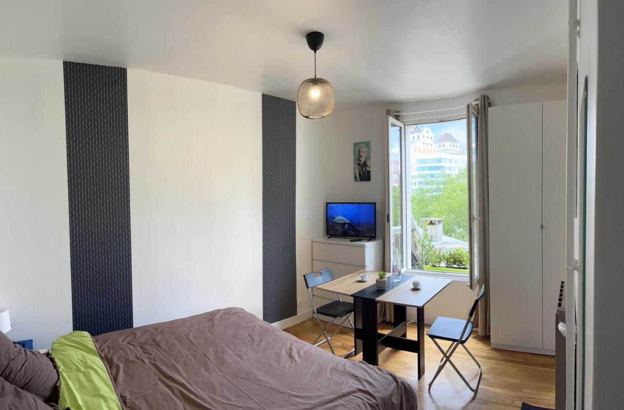 Studio De Charme Pantin Eksteriør billede