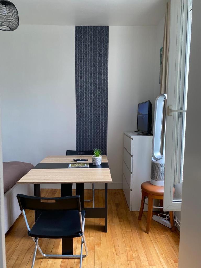 Studio De Charme Pantin Eksteriør billede